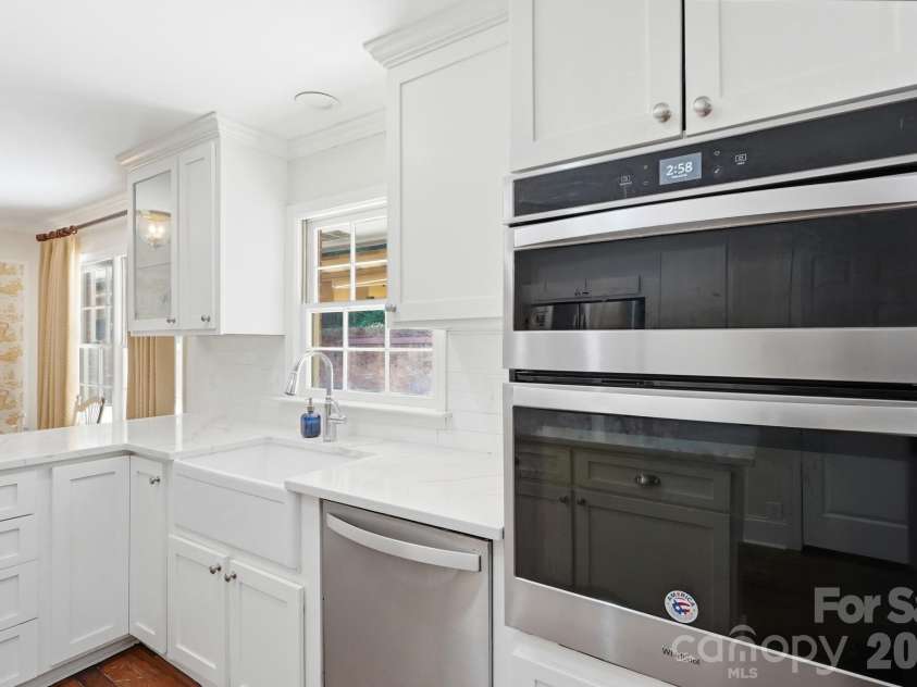 185 Hillcrest Avenue, Concord, NC 28025.  MLS# CAR4396702, YatesRealty ID 35019. 