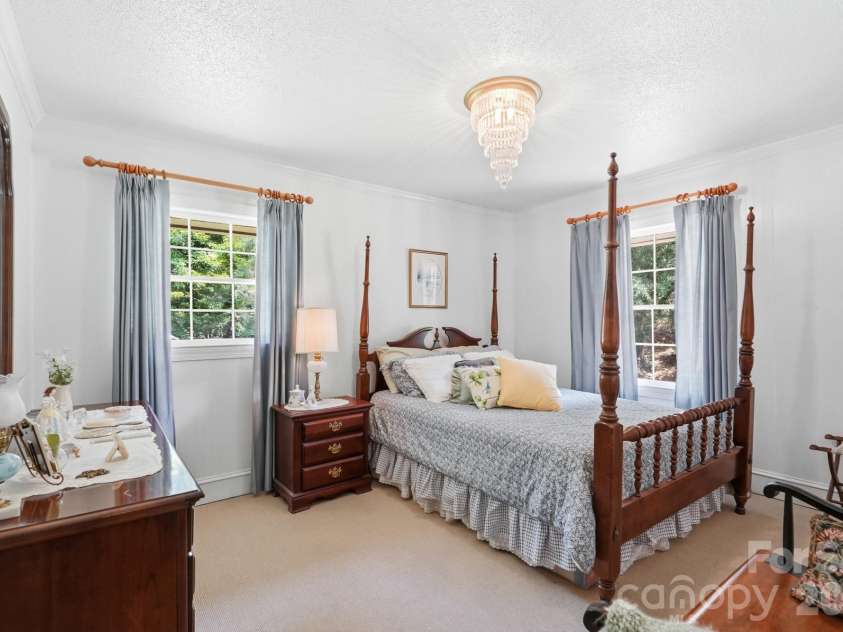 185 Hillcrest Avenue, Concord, NC 28025.  MLS# CAR4396702, YatesRealty ID 35019. 