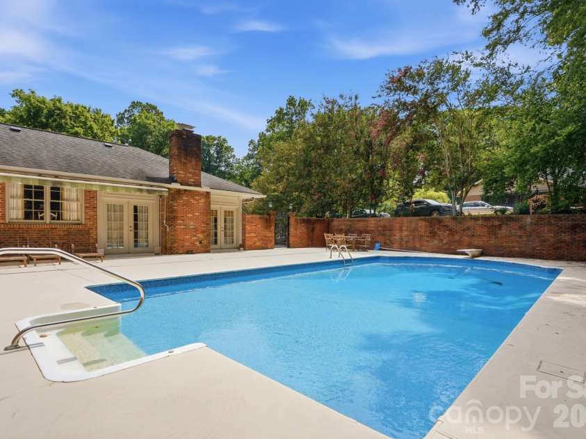 185 Hillcrest Avenue, Concord, NC 28025.  MLS# CAR4396702, YatesRealty ID 35019. 