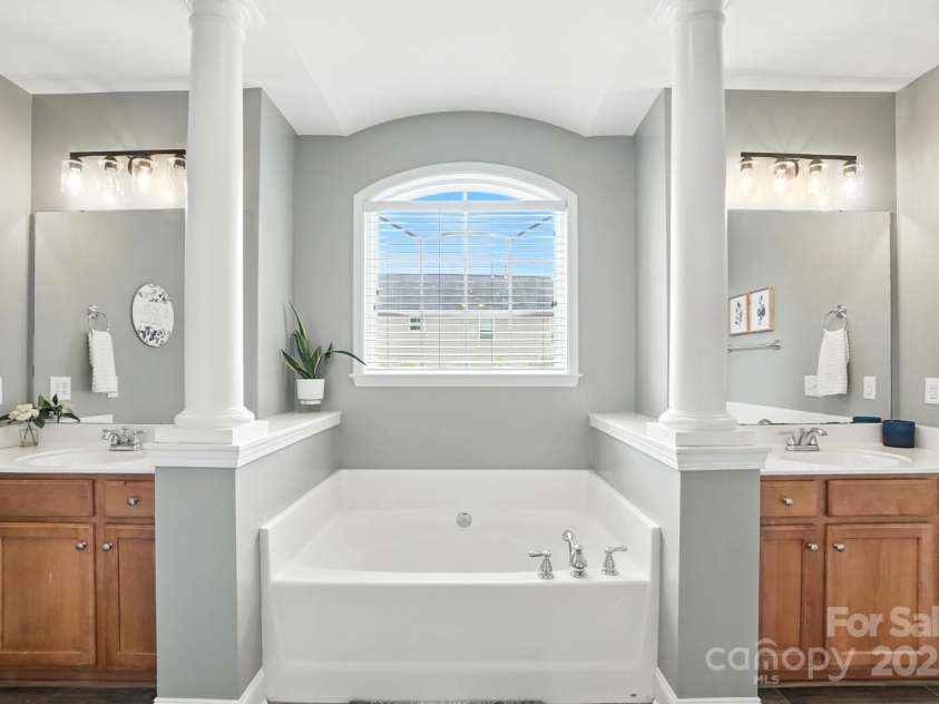 796 Cedarwood Court, Stanley, NC 28164.  MLS# CAR4295651, YatesRealty ID 35019. 