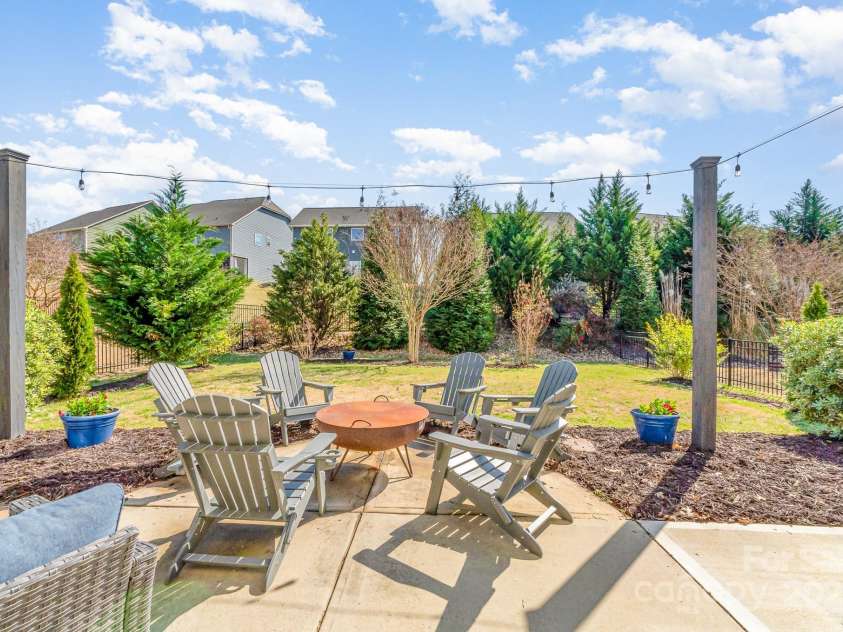 1037 Delridge Street, Waxhaw, NC 28173.  MLS# CAR4234424, YatesRealty ID 3502. Back Yard