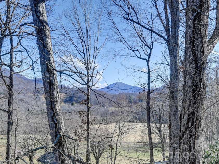 241 Sherrill Lane, Canton, NC 28716.  MLS# CAR4337673, YatesRealty ID 3502. 