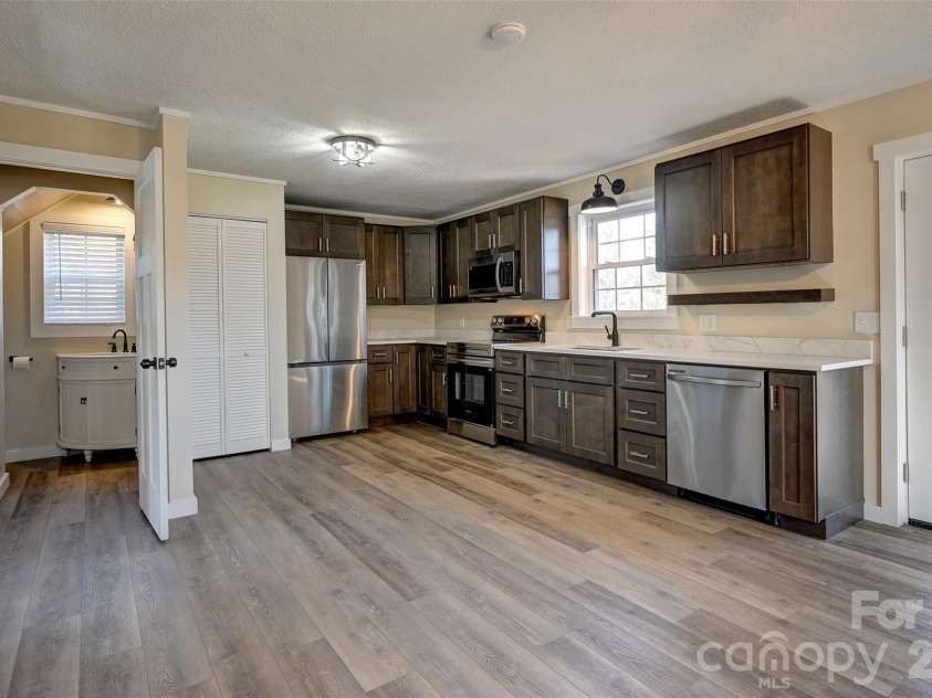 241 Sherrill Lane, Canton, NC 28716.  MLS# CAR4337673, YatesRealty ID 3502. 