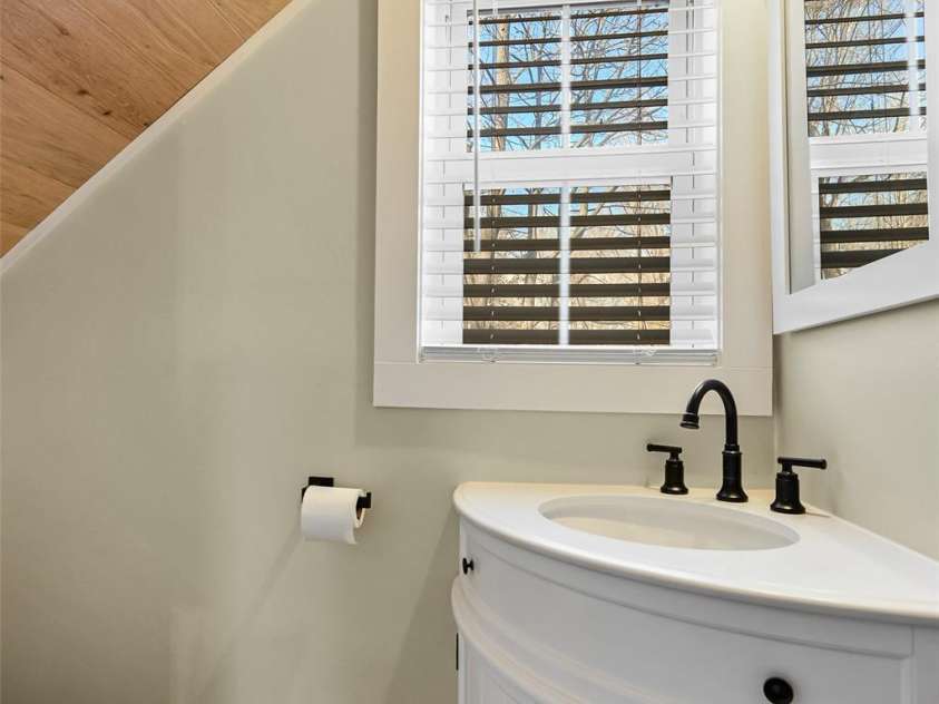 241 Sherrill Lane, Canton, NC 28716.  MLS# CAR4337673, YatesRealty ID 3502. 