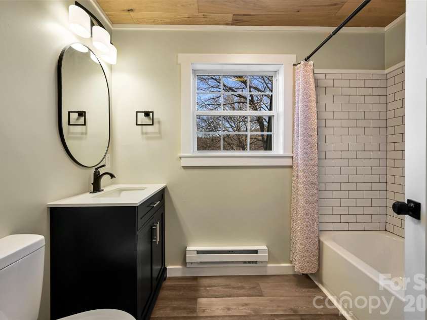 241 Sherrill Lane, Canton, NC 28716.  MLS# CAR4337673, YatesRealty ID 3502. 