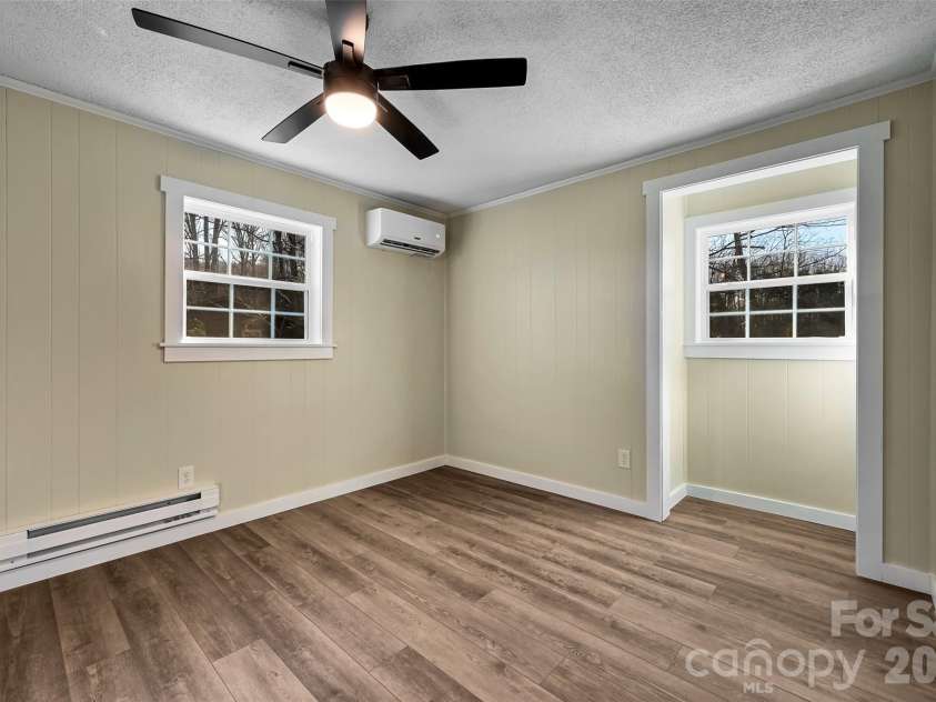 241 Sherrill Lane, Canton, NC 28716.  MLS# CAR4337673, YatesRealty ID 3502. 