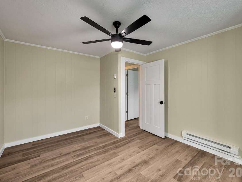 241 Sherrill Lane, Canton, NC 28716.  MLS# CAR4337673, YatesRealty ID 3502. 