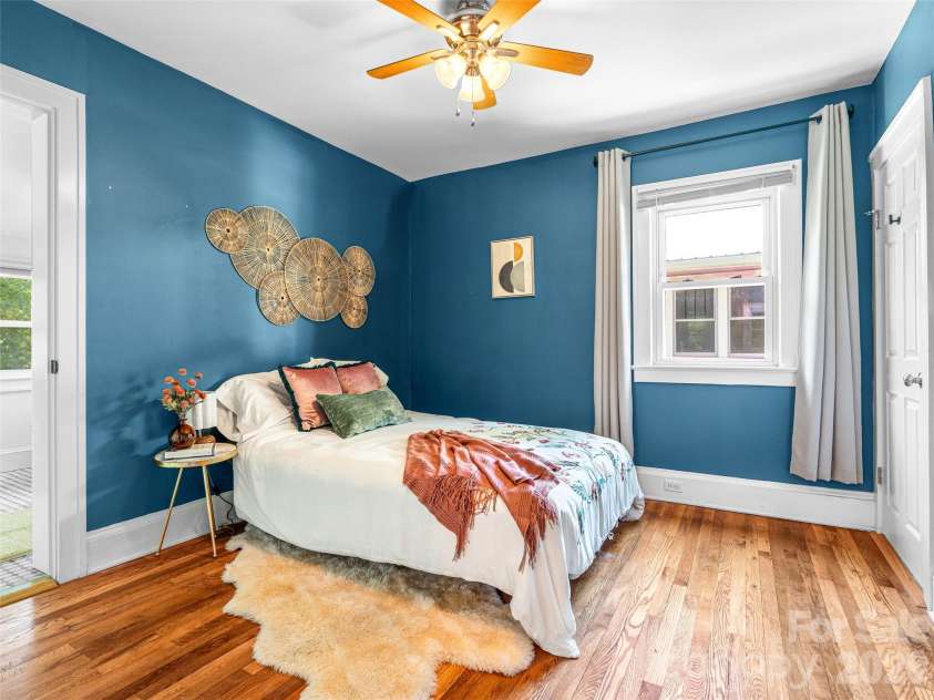 148 Sand Hill Road, Asheville, NC 28806.  MLS# CAR4396689, YatesRealty ID 35020. Bright, lovely natural light.