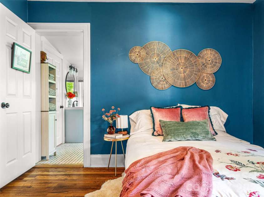 148 Sand Hill Road, Asheville, NC 28806.  MLS# CAR4396689, YatesRealty ID 35020. Fresh custom interior paint job.