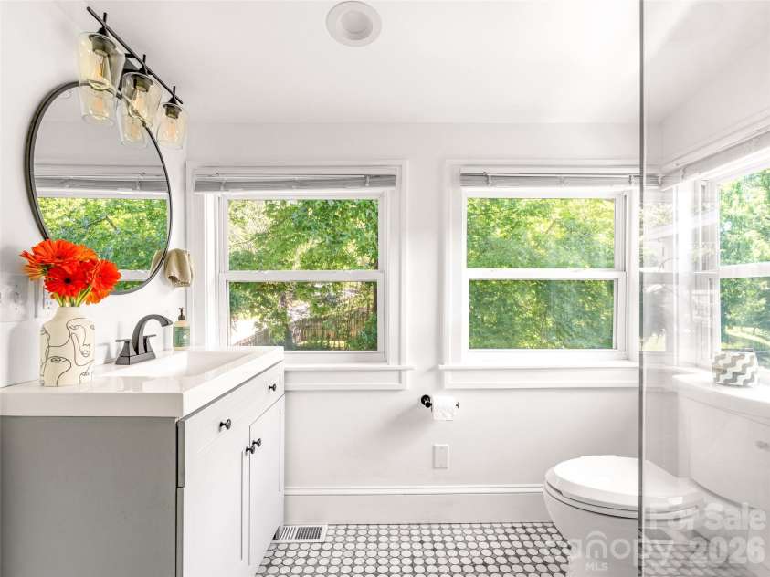 148 Sand Hill Road, Asheville, NC 28806.  MLS# CAR4396689, YatesRealty ID 35020. More treetop views.