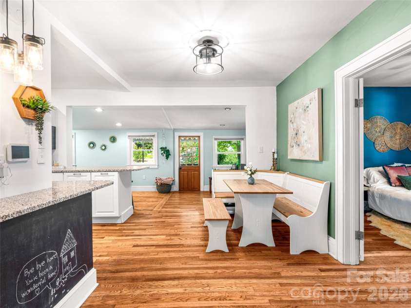 148 Sand Hill Road, Asheville, NC 28806.  MLS# CAR4396689, YatesRealty ID 35020. So much space for entertaining!