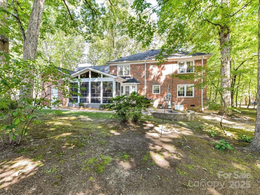 2506 King Arthur Drive, Monroe, NC 28110.  MLS# CAR4297091, YatesRealty ID 35020. 