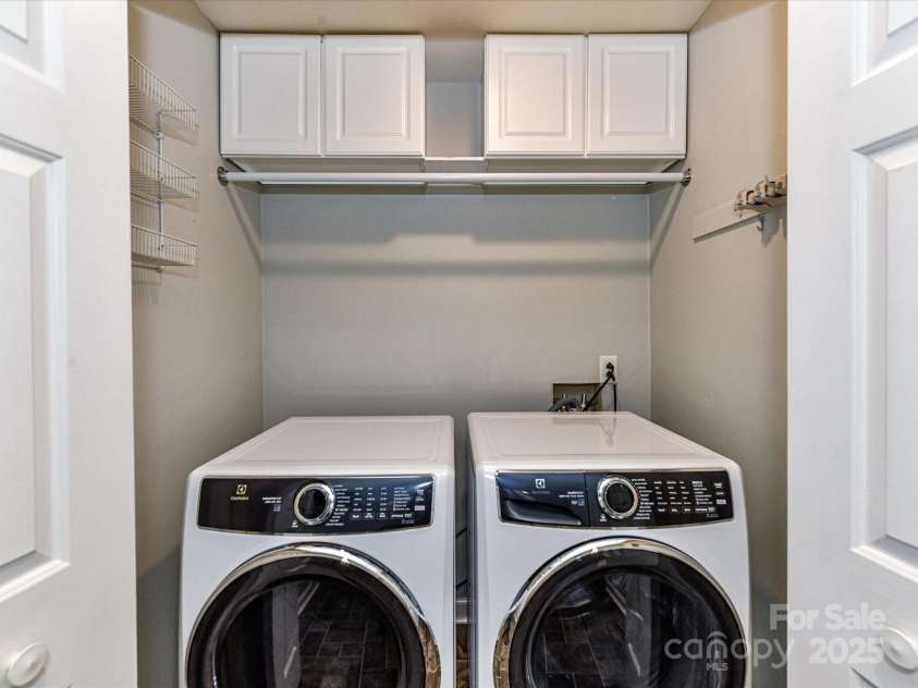 2506 King Arthur Drive, Monroe, NC 28110.  MLS# CAR4297091, YatesRealty ID 35020. 