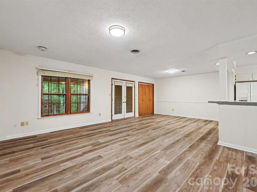 108 Jason Court, Fort Mill, SC 29715.  MLS# CAR4395888, YatesRealty ID 35021. 