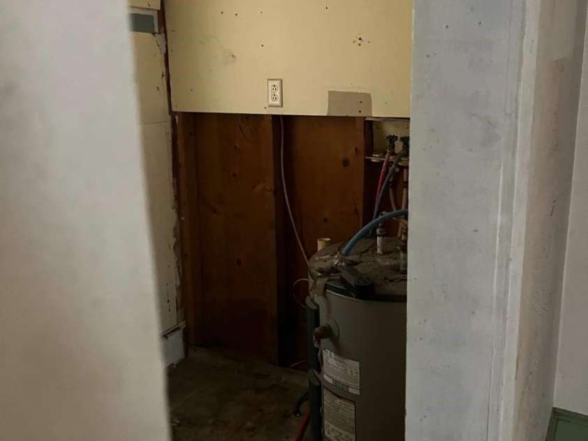 1939 River Road, Lincolnton, NC 28092.  MLS# CAR4291808, YatesRealty ID 35022. 