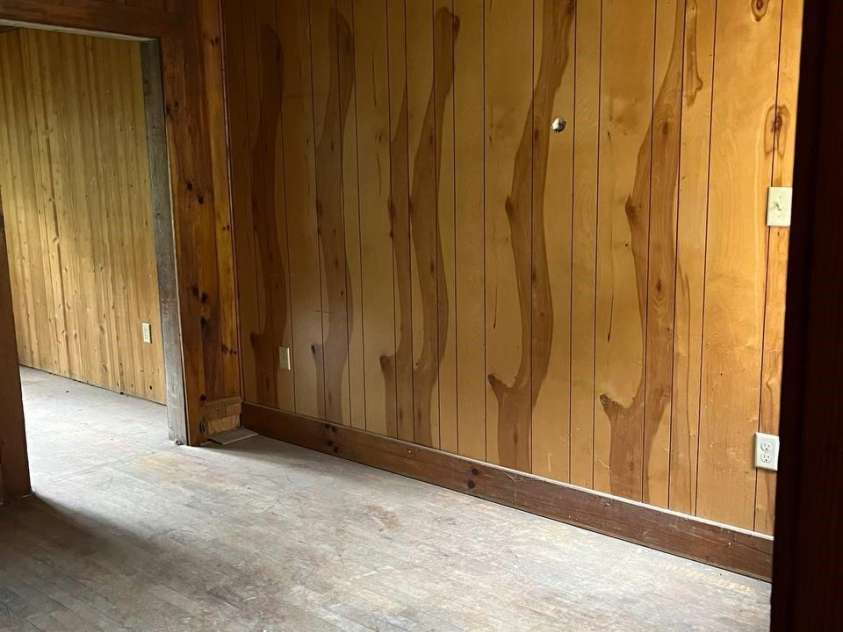 1939 River Road, Lincolnton, NC 28092.  MLS# CAR4291808, YatesRealty ID 35022. 