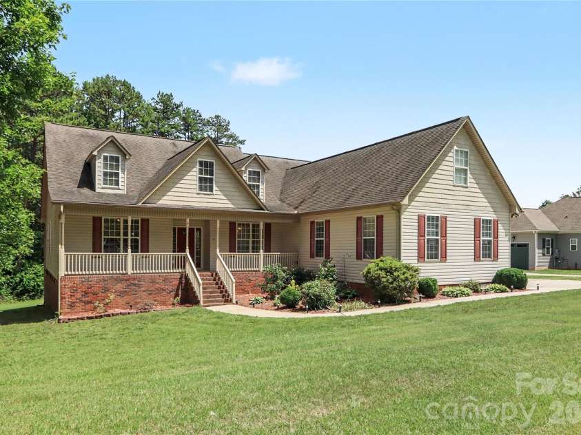 4494 Outlook Drive, Iron Station, NC 28080.  MLS# CAR4397740, YatesRealty ID 35022. 