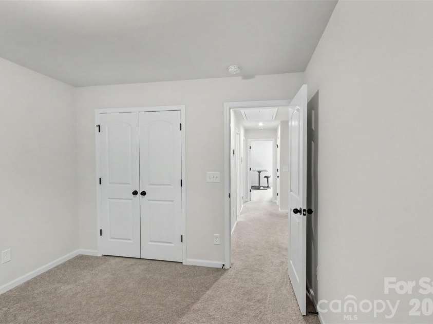 16704 Summers Walk Boulevard, Davidson, NC 28036.  MLS# CAR4397795, YatesRealty ID 35023. 4th bedroom on 3rd floor