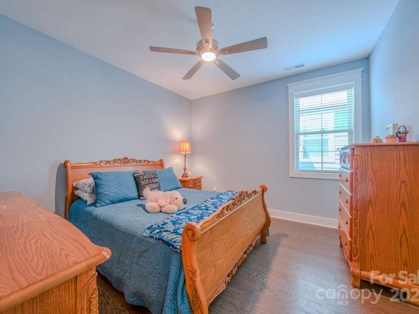 552 Sweet Birch Park Lane, Black Mountain, NC 28711.  MLS# CAR4305365, YatesRealty ID 35023. 