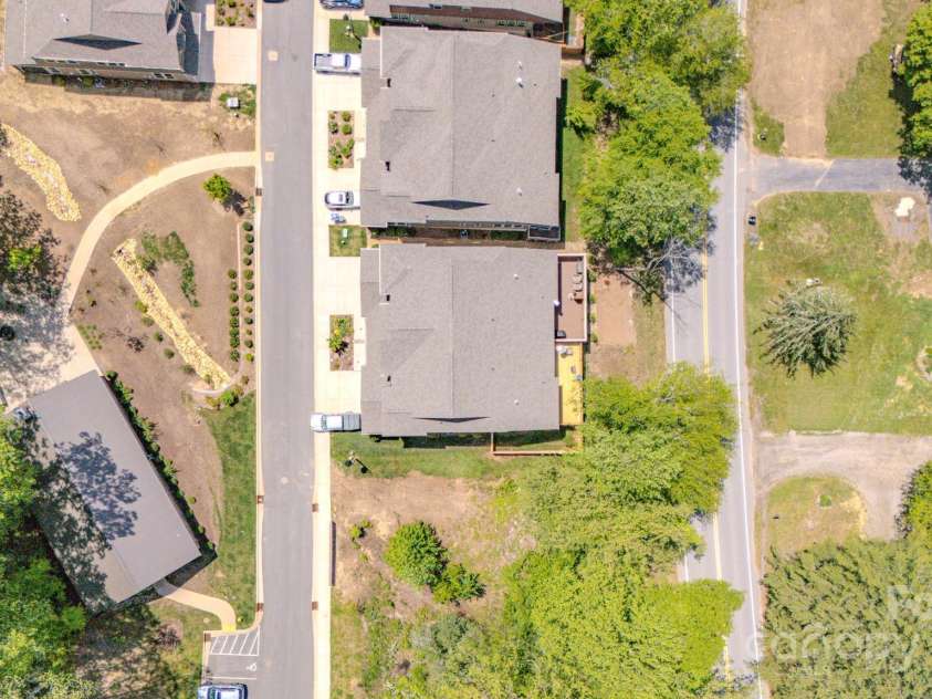 552 Sweet Birch Park Lane, Black Mountain, NC 28711.  MLS# CAR4305365, YatesRealty ID 35023. 