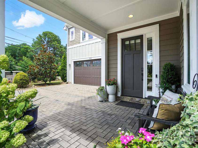 7903 Rea View Court, Charlotte, NC 28226.  MLS# CAR4284335, YatesRealty ID 35024. 