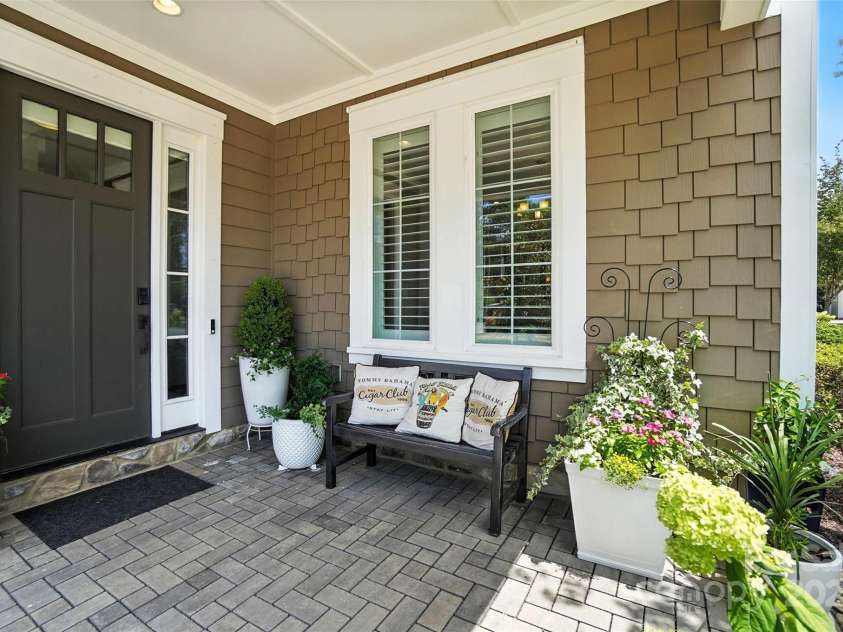 7903 Rea View Court, Charlotte, NC 28226.  MLS# CAR4284335, YatesRealty ID 35024. 