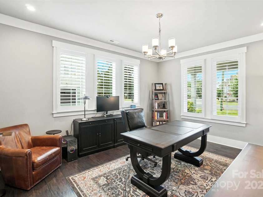 7903 Rea View Court, Charlotte, NC 28226.  MLS# CAR4284335, YatesRealty ID 35024. 