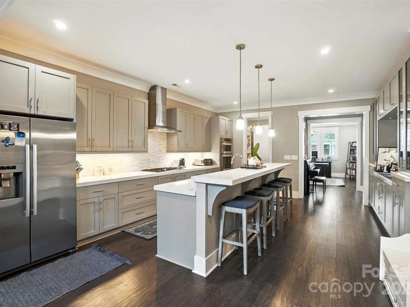 7903 Rea View Court, Charlotte, NC 28226.  MLS# CAR4284335, YatesRealty ID 35024. 