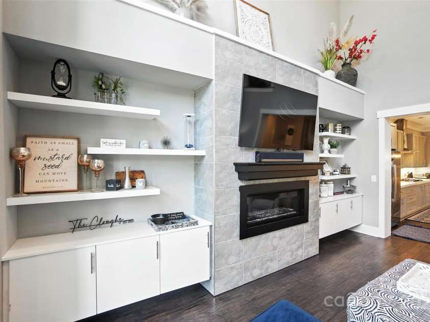 7903 Rea View Court, Charlotte, NC 28226.  MLS# CAR4284335, YatesRealty ID 35024. 