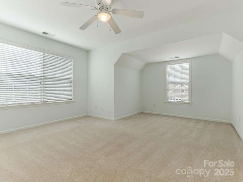 5106 Amherst Trail Drive, Charlotte, NC 28226.  MLS# CAR4294130, YatesRealty ID 35025. 