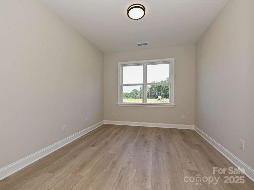 113 Tonbridge Way, Mooresville, NC 28115.  MLS# CAR4264342, YatesRealty ID 35027. 1st Floor Flex Room