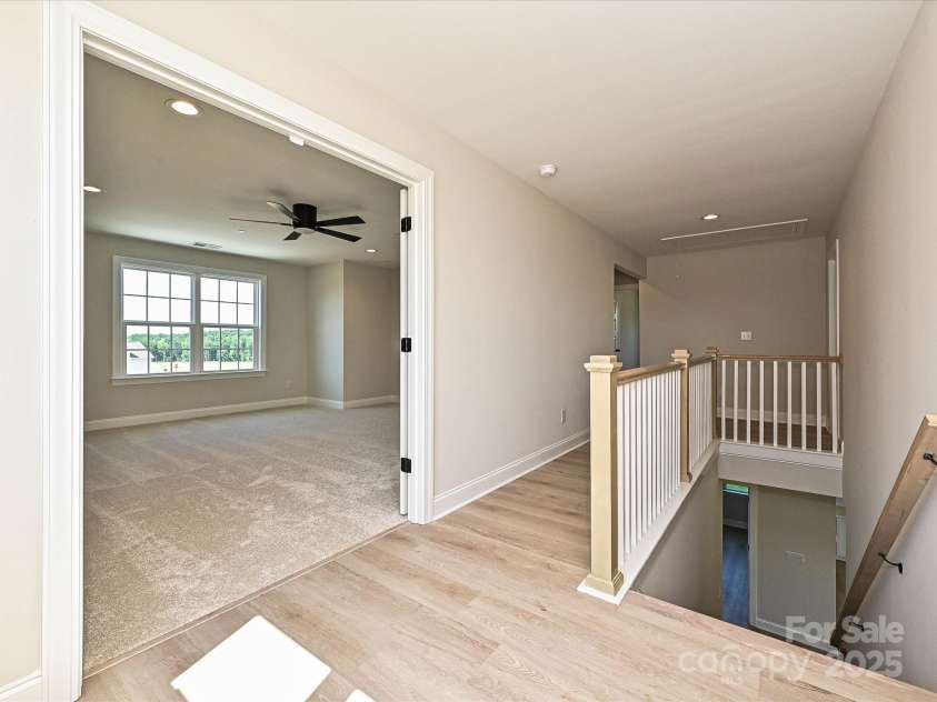 113 Tonbridge Way, Mooresville, NC 28115.  MLS# CAR4264342, YatesRealty ID 35027. Upstairs hall