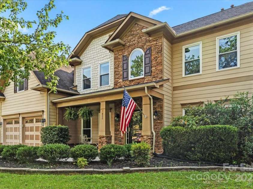 1800 Robbins Meadows Drive, Waxhaw, NC 28173.  MLS# CAR4275085, YatesRealty ID 35029. 