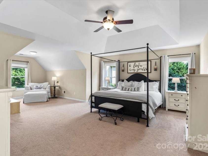 1800 Robbins Meadows Drive, Waxhaw, NC 28173.  MLS# CAR4275085, YatesRealty ID 35029. 