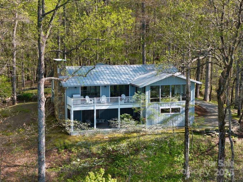 3903 Island Ford Road, Brevard, NC 28712.  MLS# CAR4137360, YatesRealty ID 3503. 