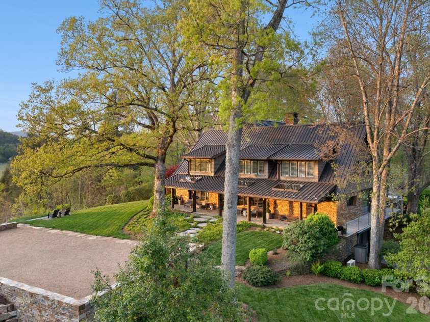 3903 Island Ford Road, Brevard, NC 28712.  MLS# CAR4137360, YatesRealty ID 3503. 