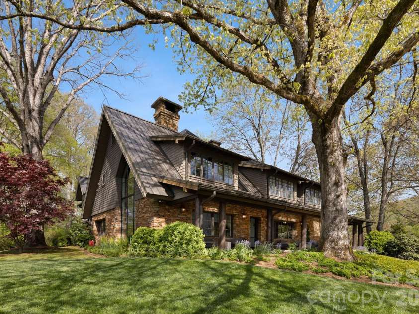 3903 Island Ford Road, Brevard, NC 28712.  MLS# CAR4137360, YatesRealty ID 3503. 