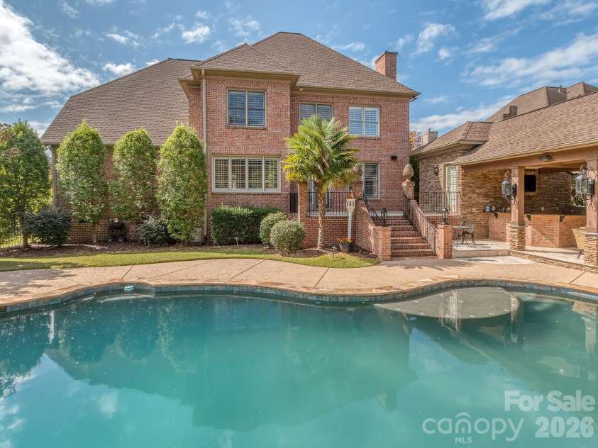 8208 Wingard Road, Waxhaw, NC 28173.  MLS# CAR4289721, YatesRealty ID 3503. 