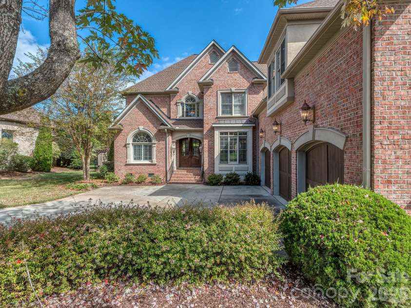 8208 Wingard Road, Waxhaw, NC 28173.  MLS# CAR4289721, YatesRealty ID 3503. 