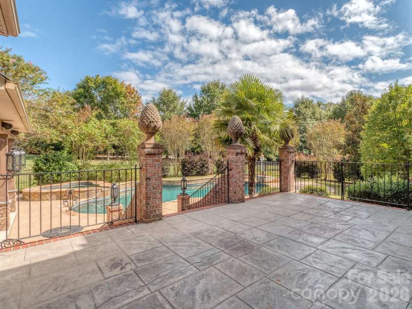 8208 Wingard Road, Waxhaw, NC 28173.  MLS# CAR4289721, YatesRealty ID 3503. 