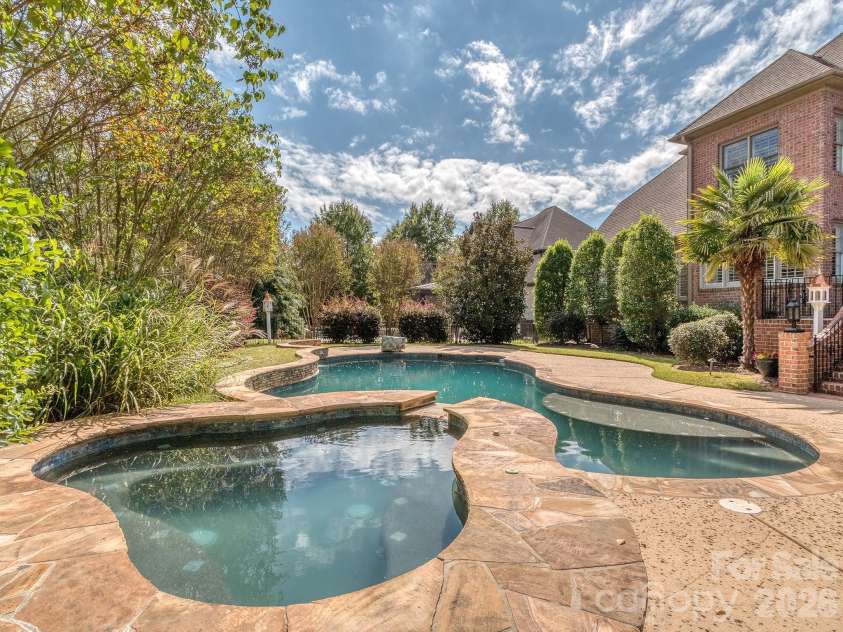 8208 Wingard Road, Waxhaw, NC 28173.  MLS# CAR4289721, YatesRealty ID 3503. 