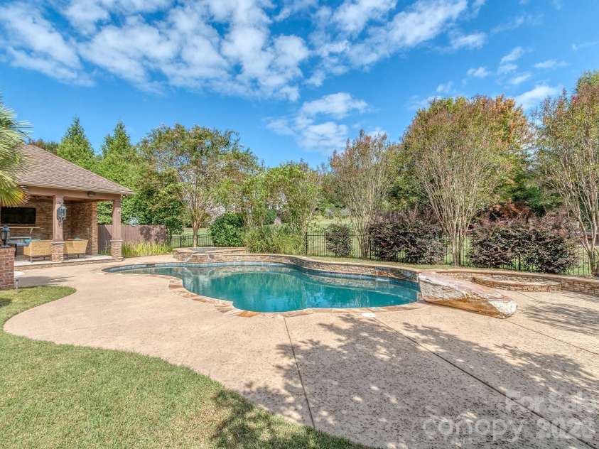 8208 Wingard Road, Waxhaw, NC 28173.  MLS# CAR4289721, YatesRealty ID 3503. 