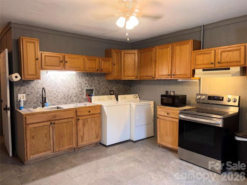 825 Maple Creek Road, Rutherfordton, NC 28139.  MLS# CAR4326804, YatesRealty ID 3503. 