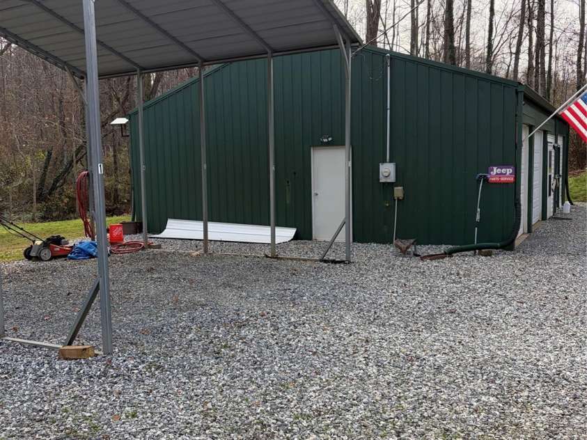 825 Maple Creek Road, Rutherfordton, NC 28139.  MLS# CAR4326804, YatesRealty ID 3503. 