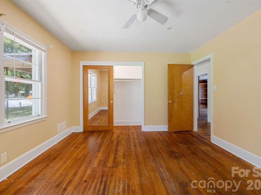 1151 Evergreen Circle, Rock Hill, SC 29732.  MLS# CAR4397230, YatesRealty ID 35032. 