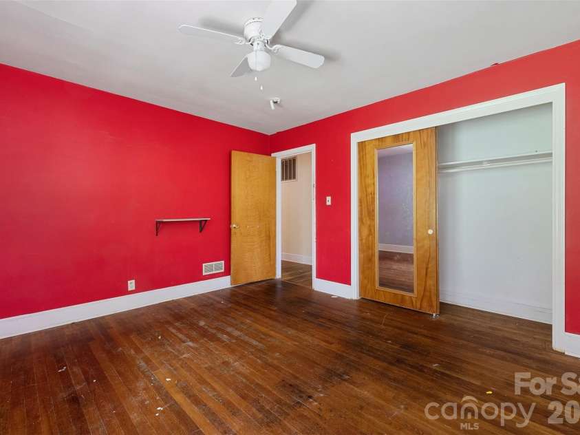 1151 Evergreen Circle, Rock Hill, SC 29732.  MLS# CAR4397230, YatesRealty ID 35032. 