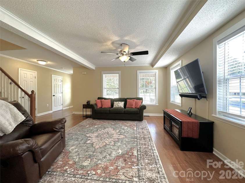 7734 Red Robin Trail, Denver, NC 28037.  MLS# CAR4398482, YatesRealty ID 35033. Spacious Living Room