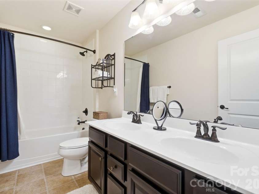 7452 Greene Mill Avenue, Concord, NC 28025.  MLS# CAR4396785, YatesRealty ID 35034. 
