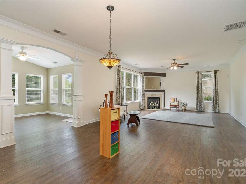 5704 Verrazano Drive, Waxhaw, NC 28173.  MLS# CAR4282211, YatesRealty ID 35035. 