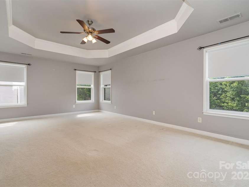 5704 Verrazano Drive, Waxhaw, NC 28173.  MLS# CAR4282211, YatesRealty ID 35035. 